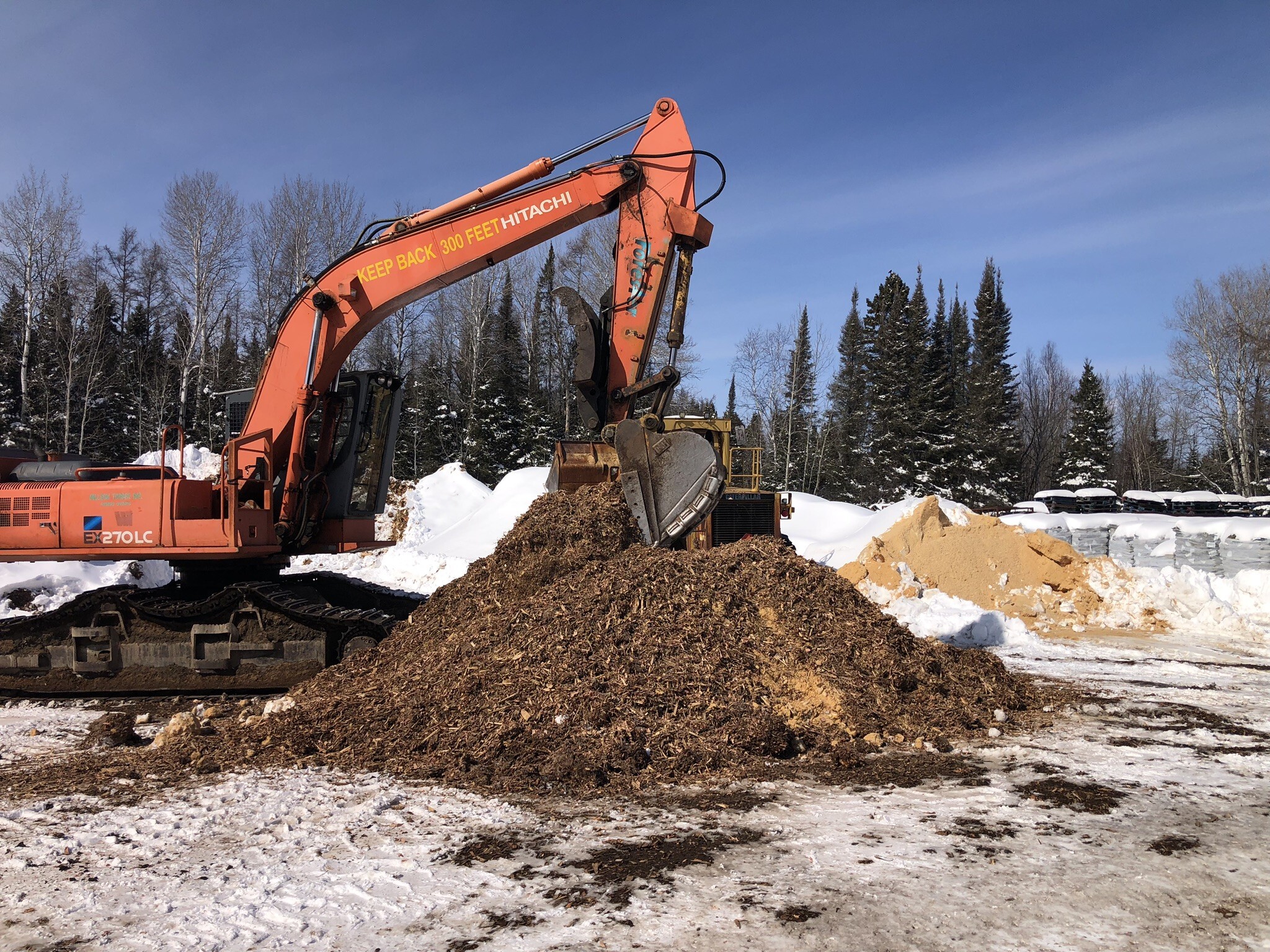 Mike blending feedstocks 250402 IMG_9300